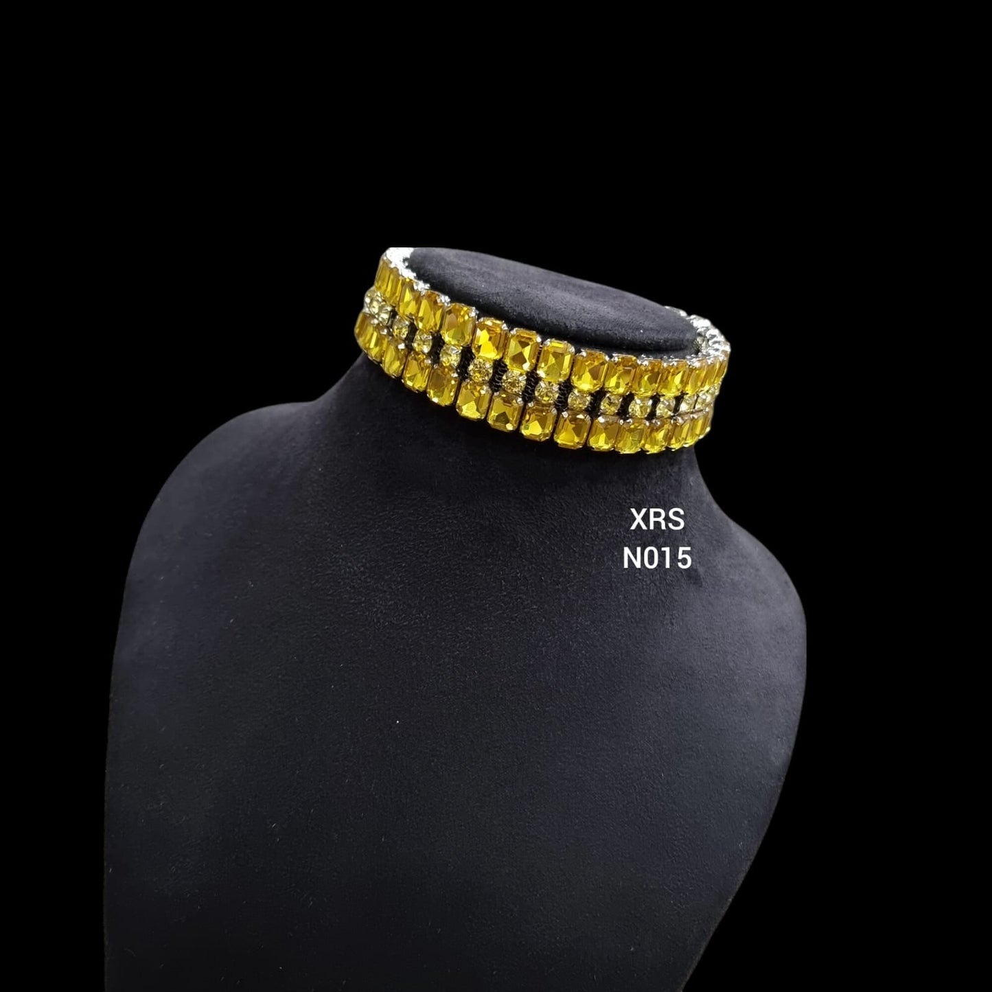 Ava Choker