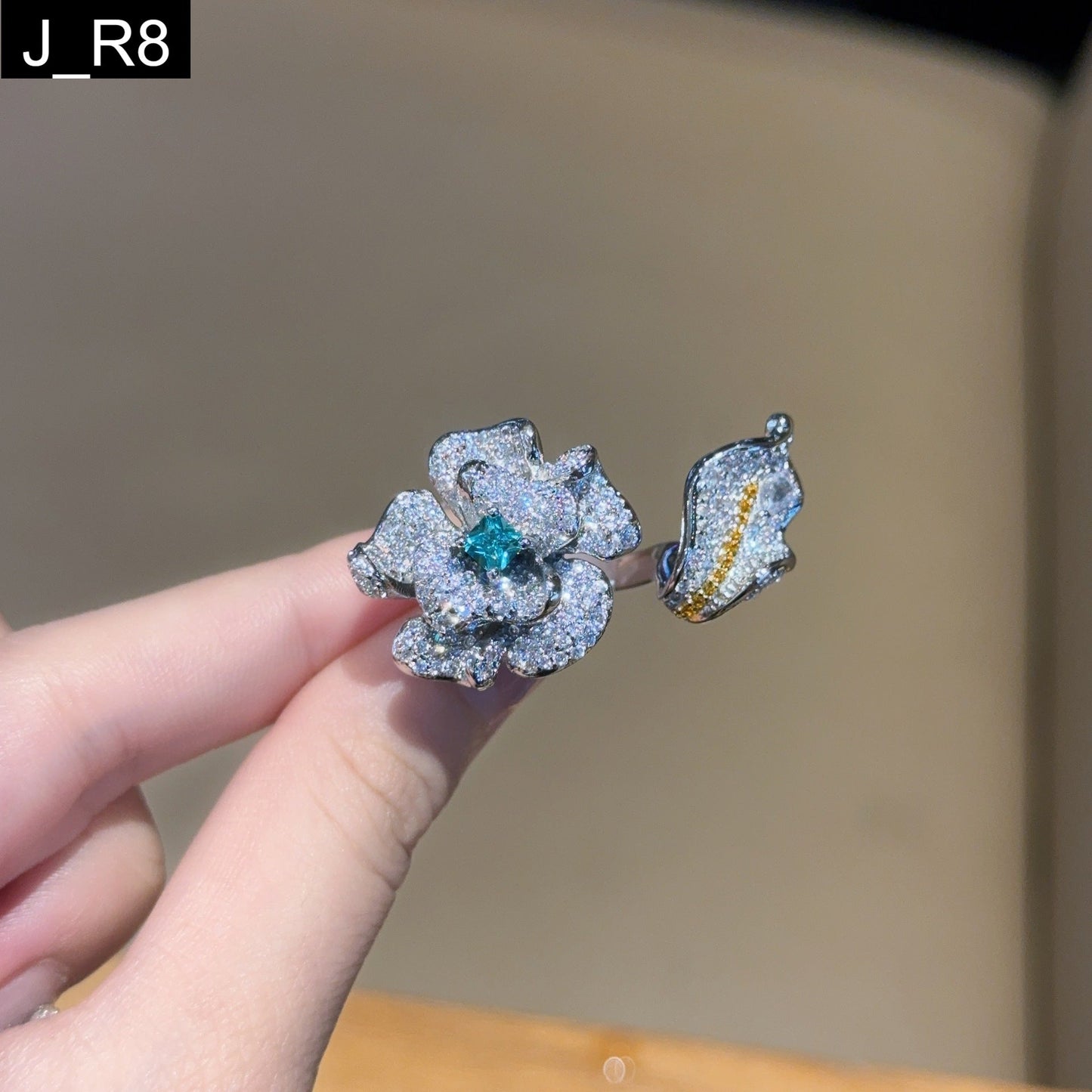 Emerald Lotus Ring - R8
