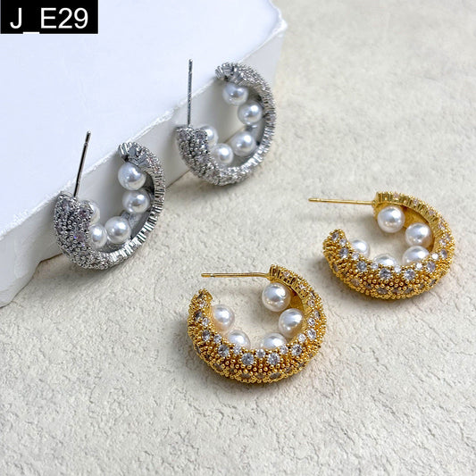 Cosmic Pearl Earring - E29