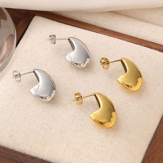 Vela Stud Earring