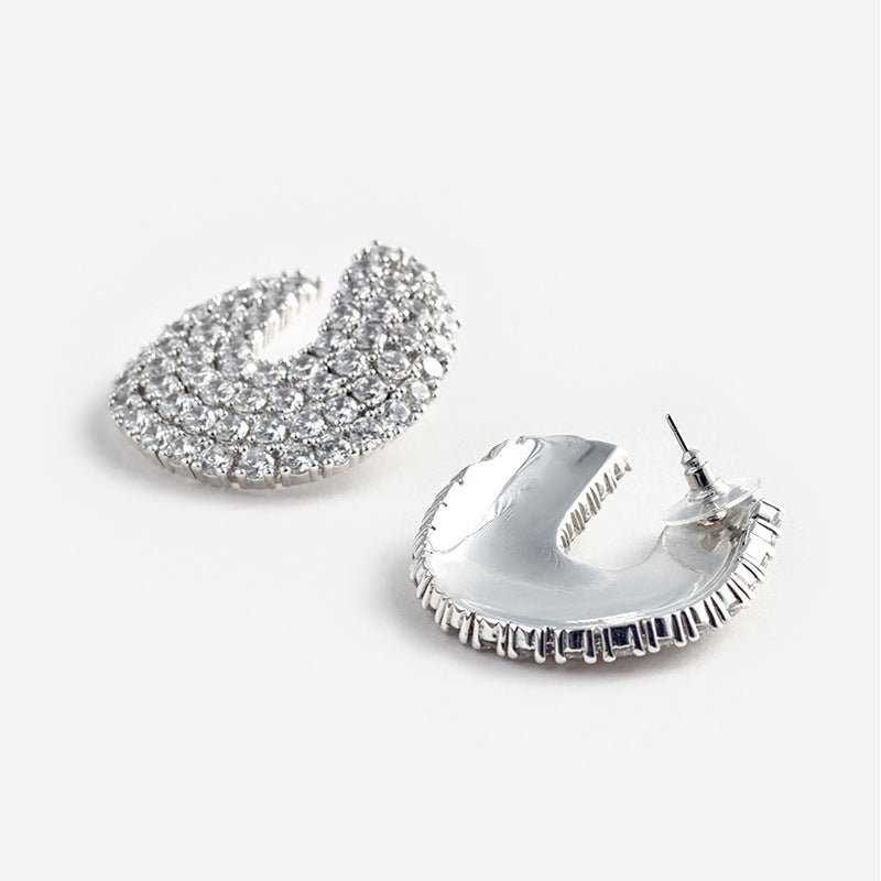 Winter Crater Stud