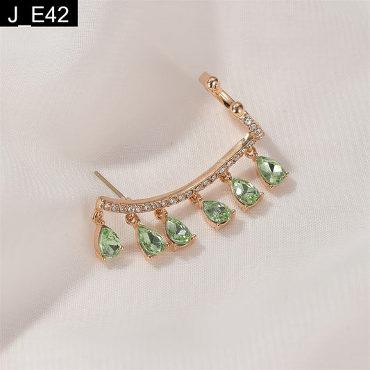 Shimmering Dewdrop Earcuffs - E42