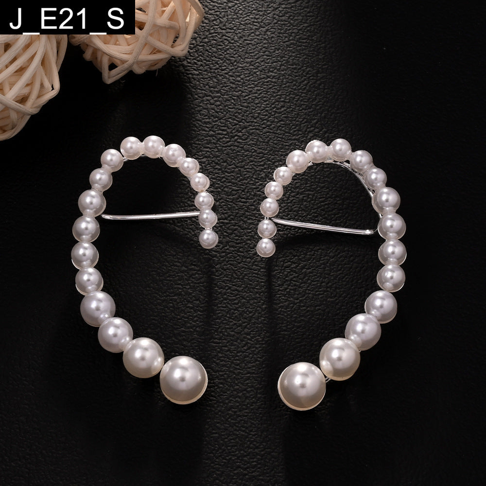 Starlight Pearl Earcuff - E21
