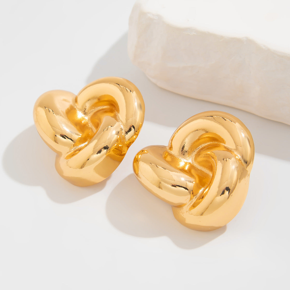 Midas Interlock Earring