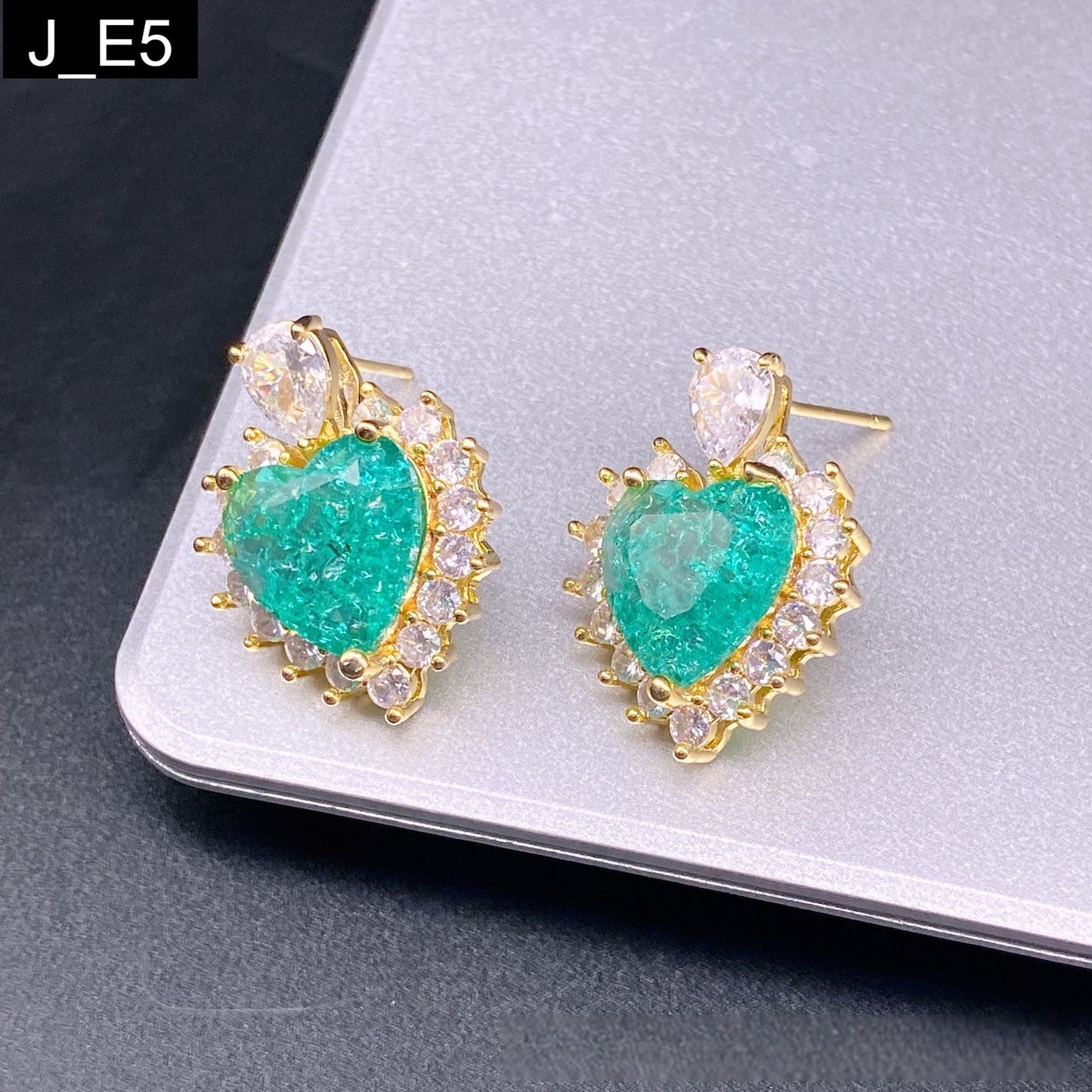 Crushed Heart Earring - E5