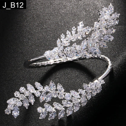 Olympian Laurel Handcuff - B12