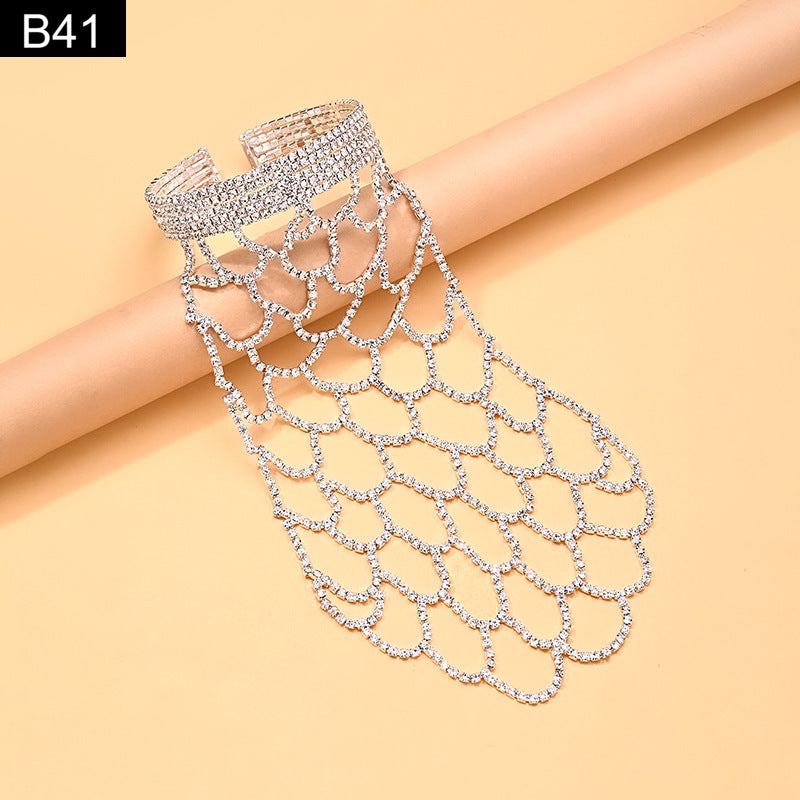 Scalloped Sparkle Bracelet - B41