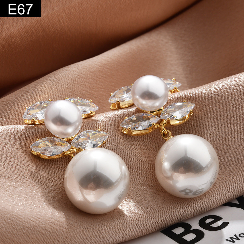 Matinee Pearl Earring - E67
