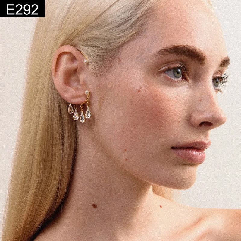 Imperial Teardrop Earcuff - E292