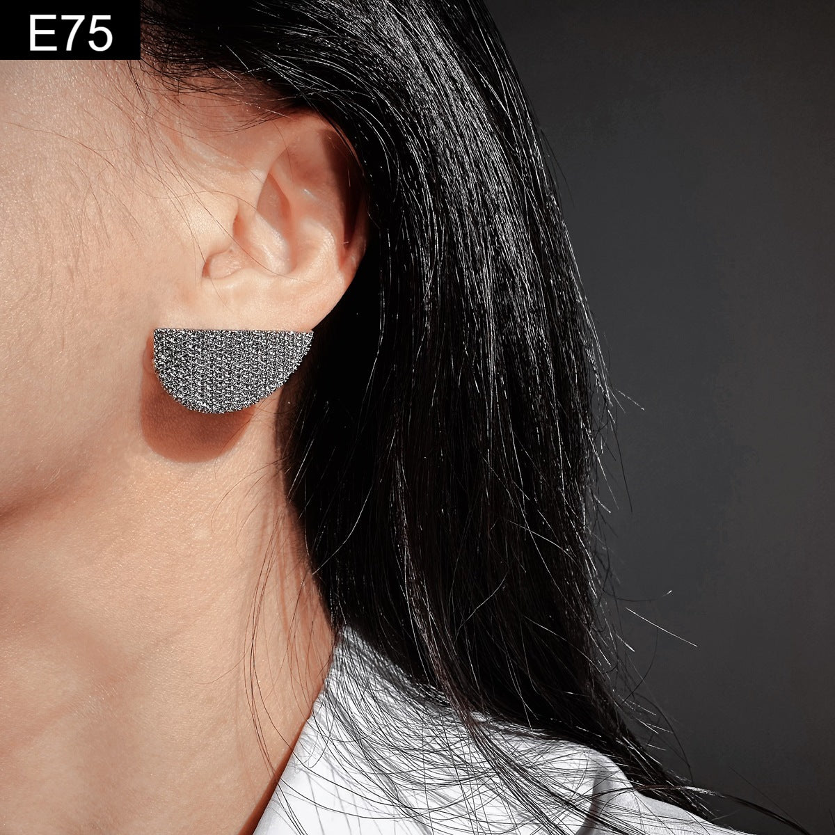 Half-Moon Studs - E75