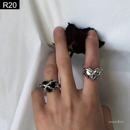 Love Thorn Rings - R20
