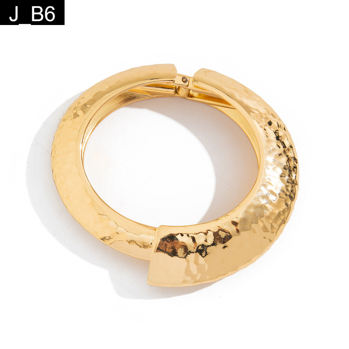 Helios Hammered Handcuff - B6