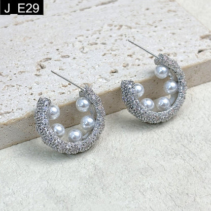 Cosmic Pearl Earring - E29