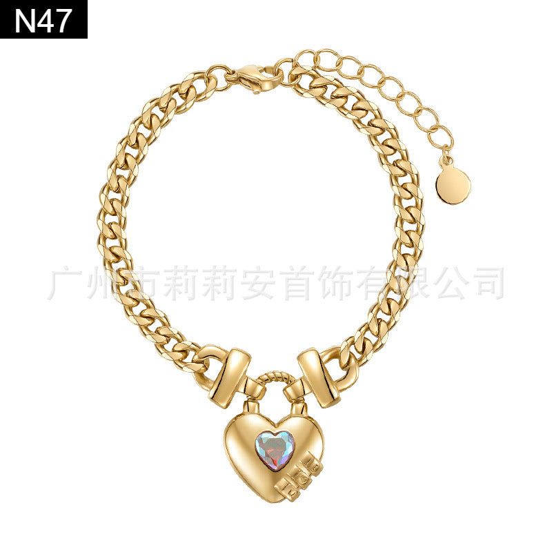 Sentinel Amor Necklace - N47