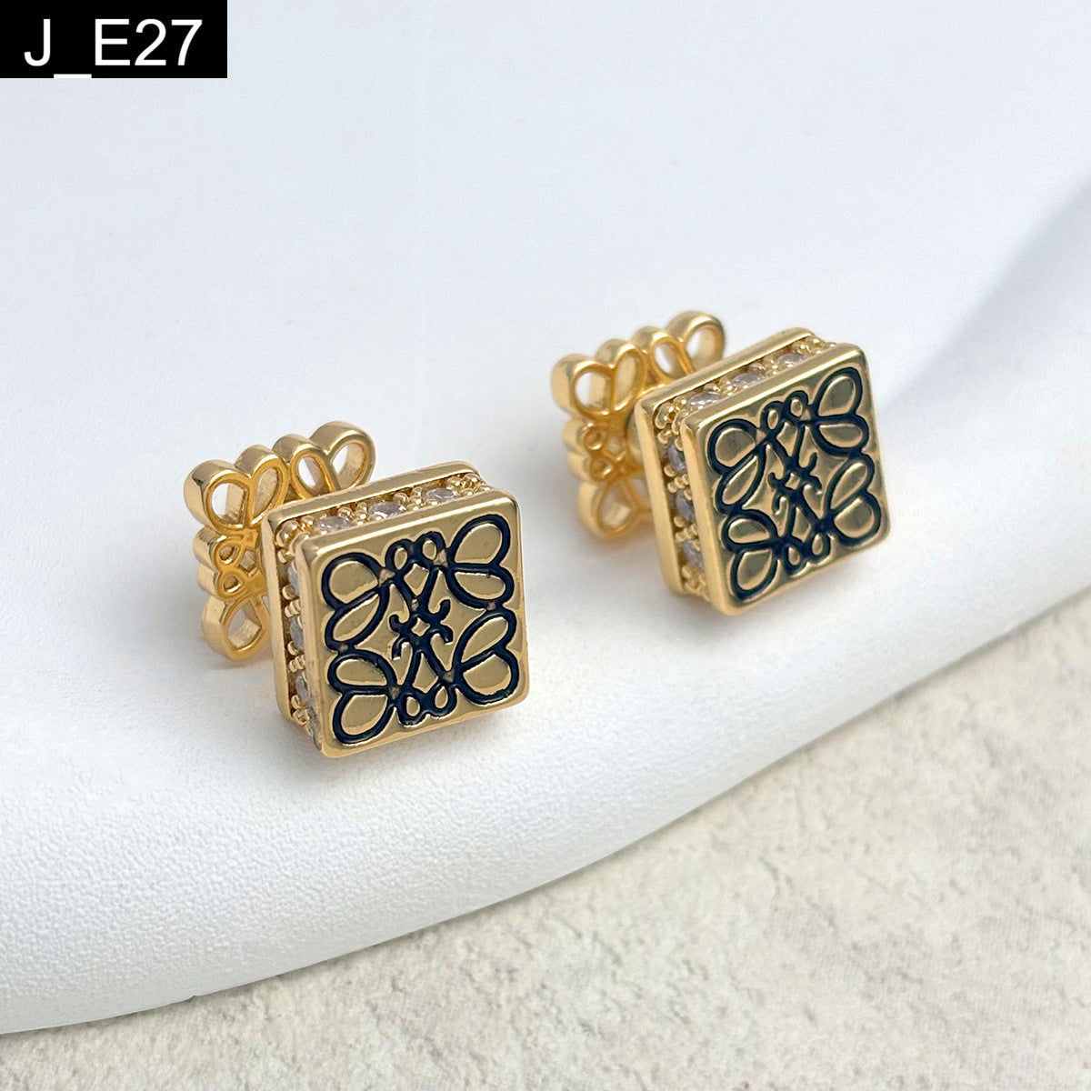 Chic Monogram Studs - E27