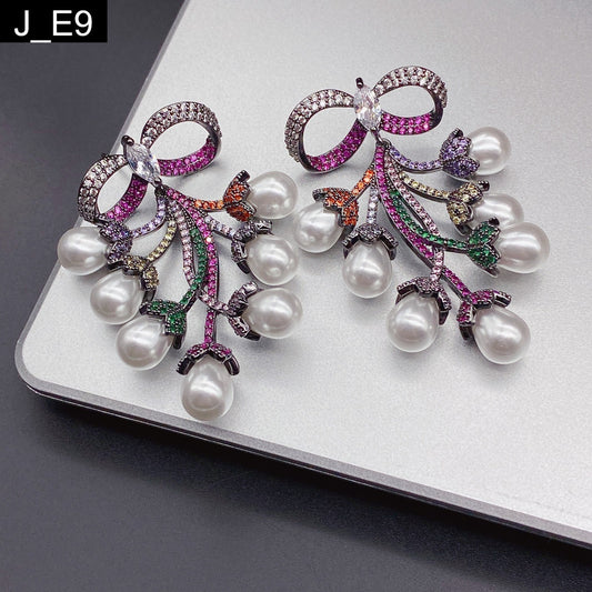Baroque Bouquet Earring - E9