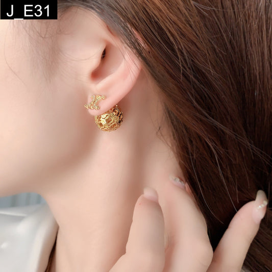Interlocking Orb Studs - E31