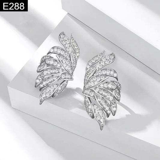 Sparkling Leaf Zirconia Earcuff - E288