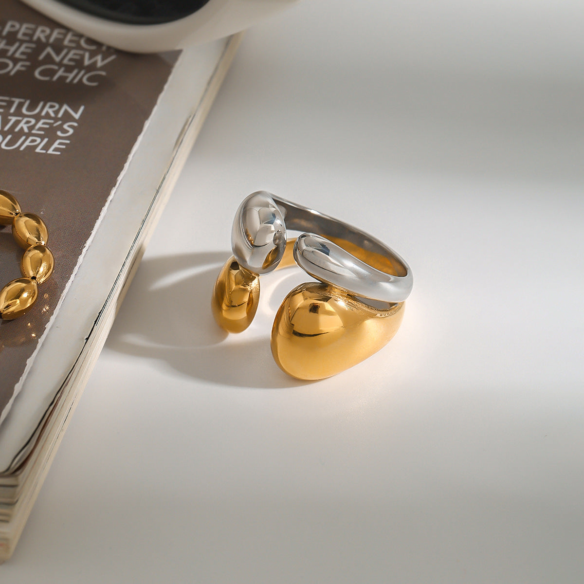 Duo Pod Ring