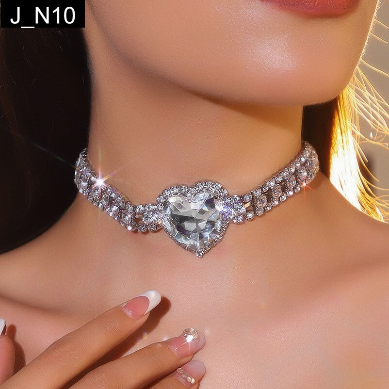 Majestic Heart Choker - N10