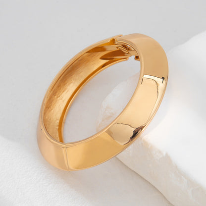 Leda Bracelet Stack