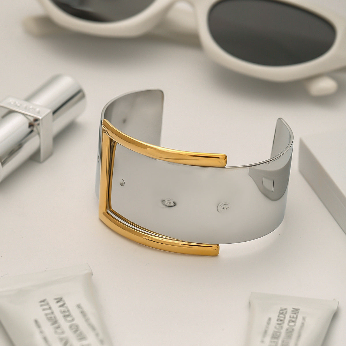 Nexus Handcuff