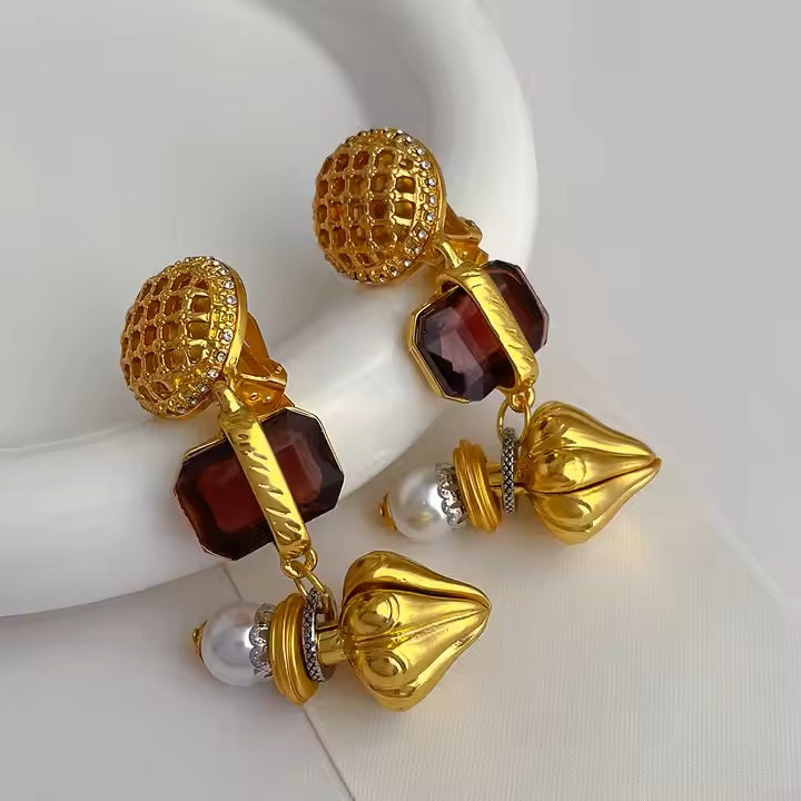Queen's Gambit Earring