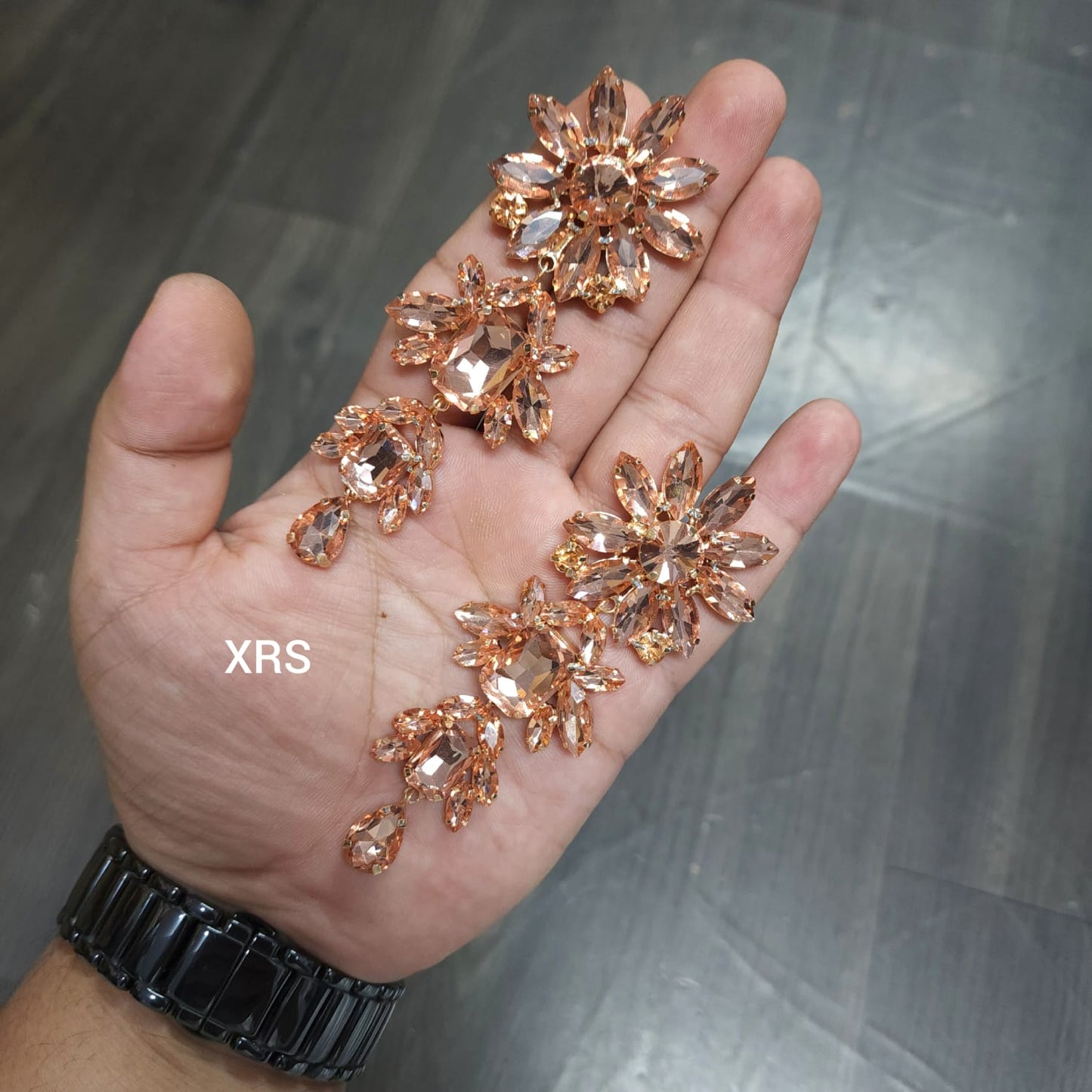 Zoya Earring