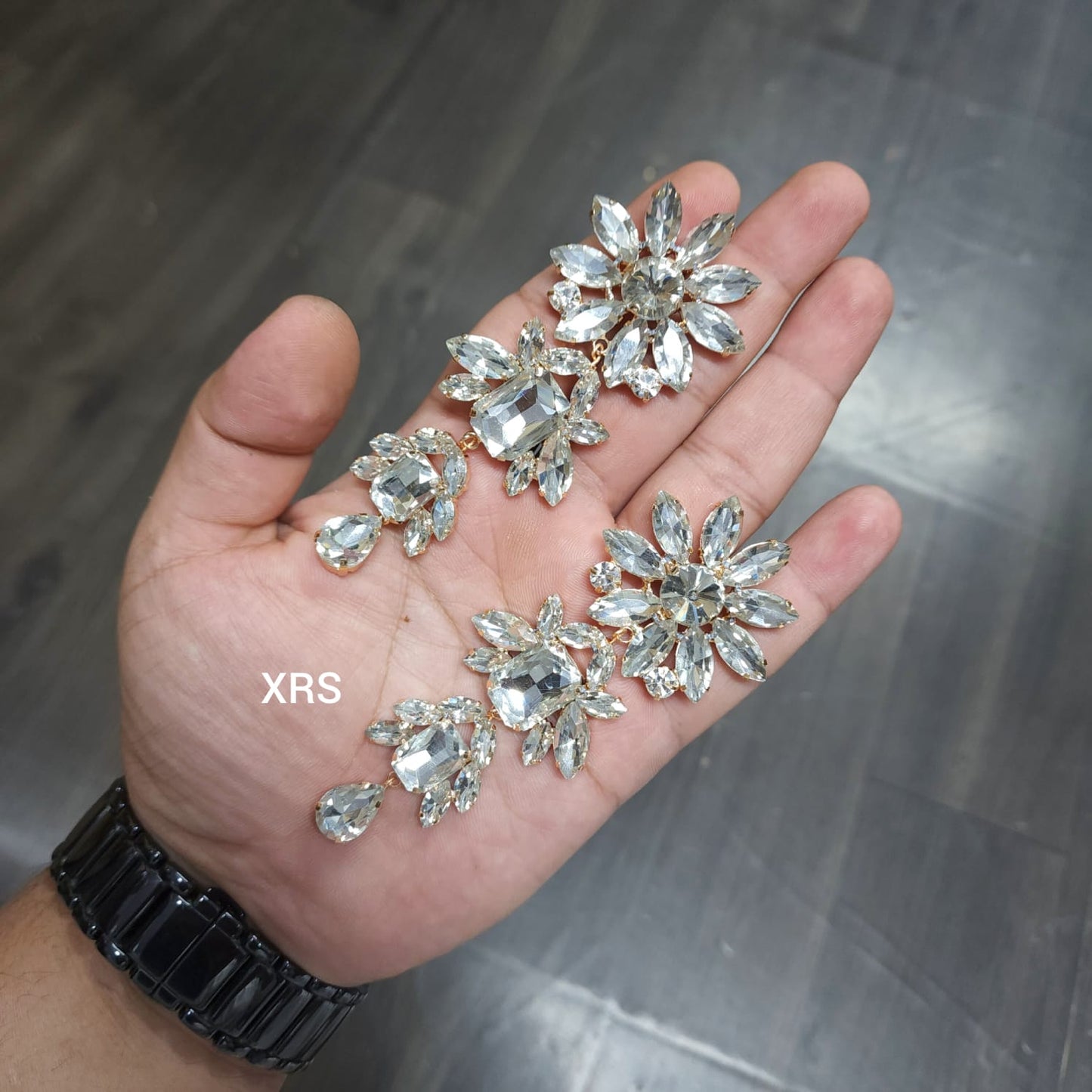 Zoya Earring