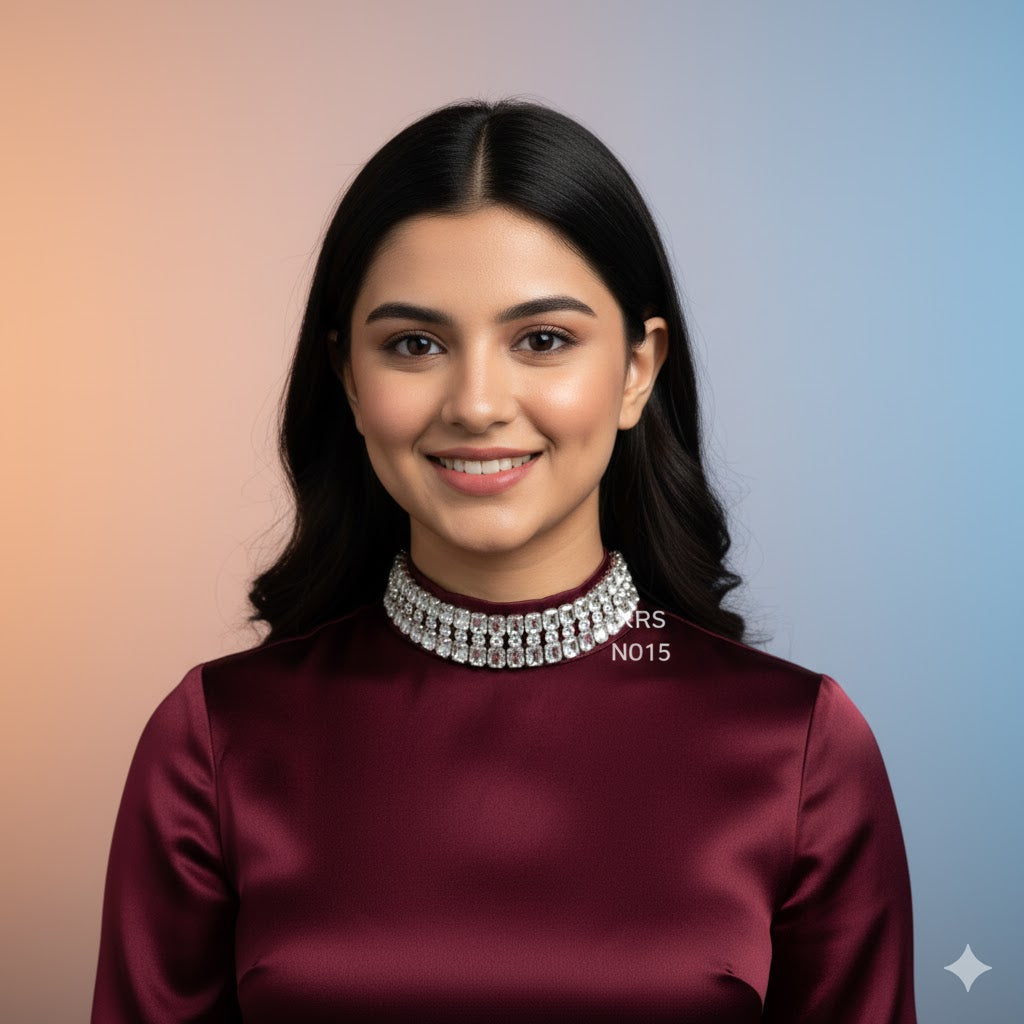 Ava Choker